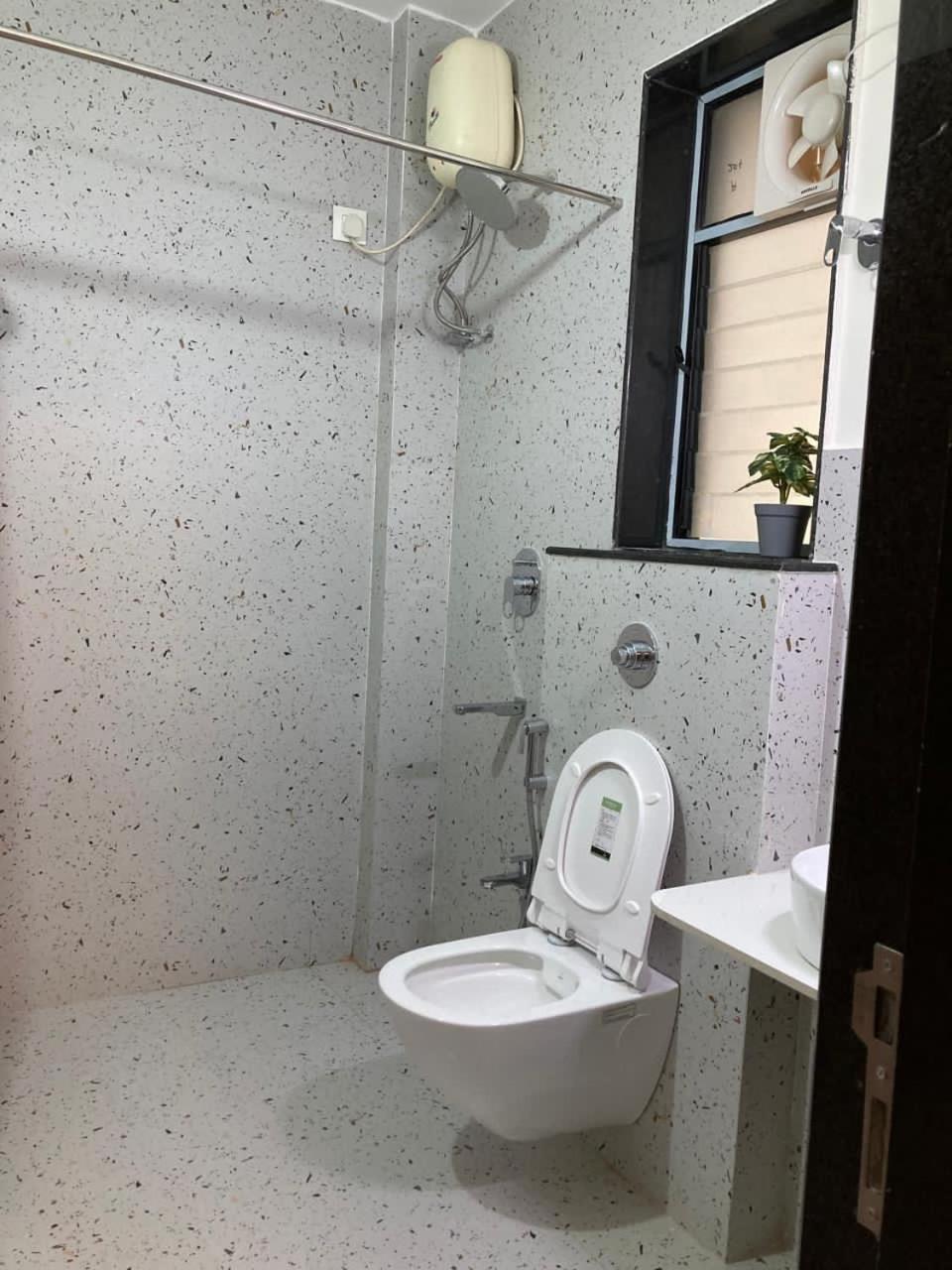 Apartment Botanica By Raichandani , Nerul